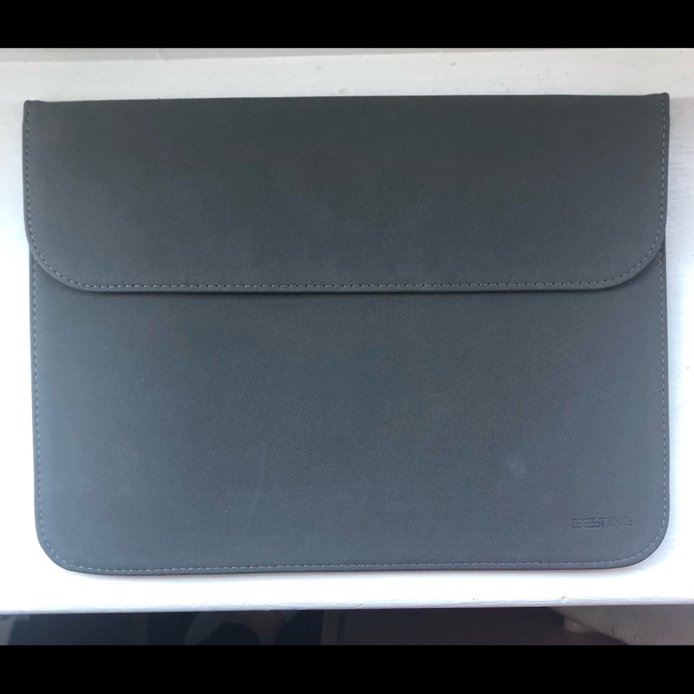 IPAD SLEEVE
